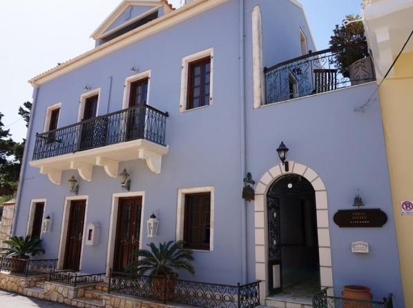 Faros Suites (Adults Only)